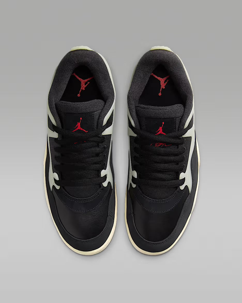 Air Jordan 4 RM