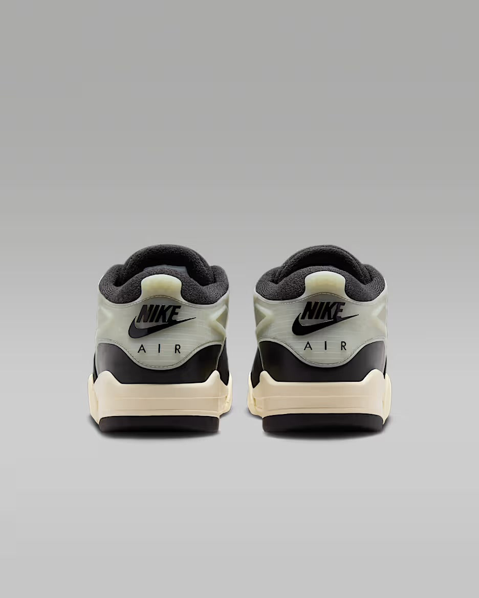 Air Jordan 4 RM