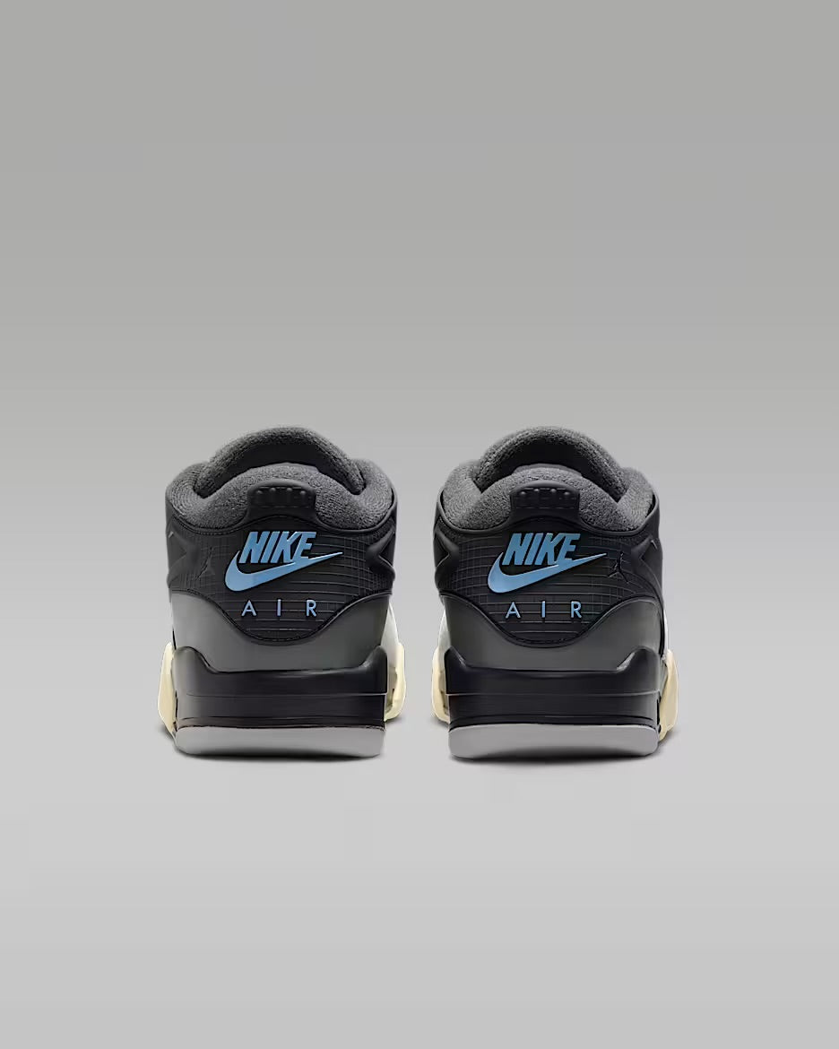 Air Jordan 4 RM